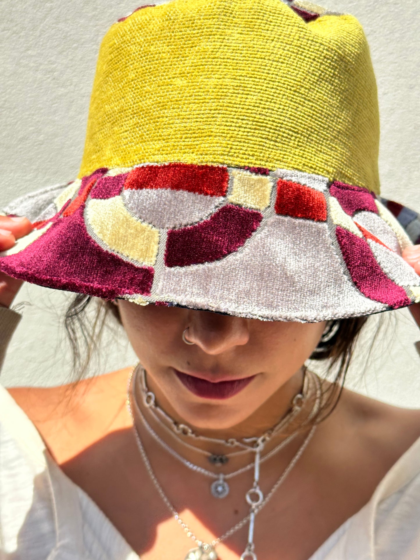 MEDIUM//22" ~ BUCKET HAT