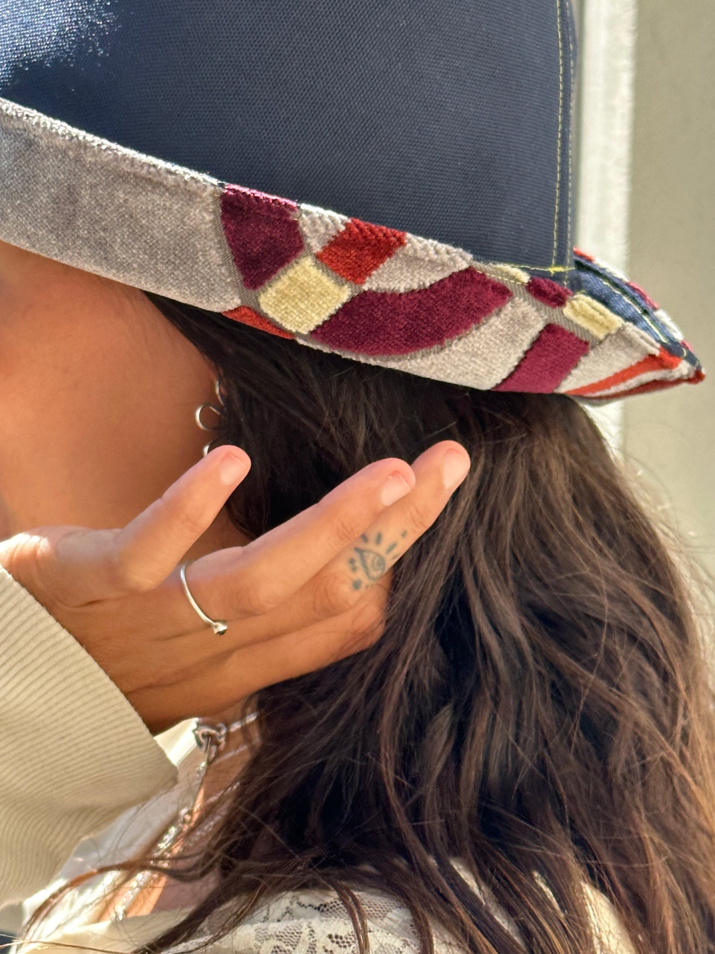MEDIUM//22" ~ BUCKET HAT