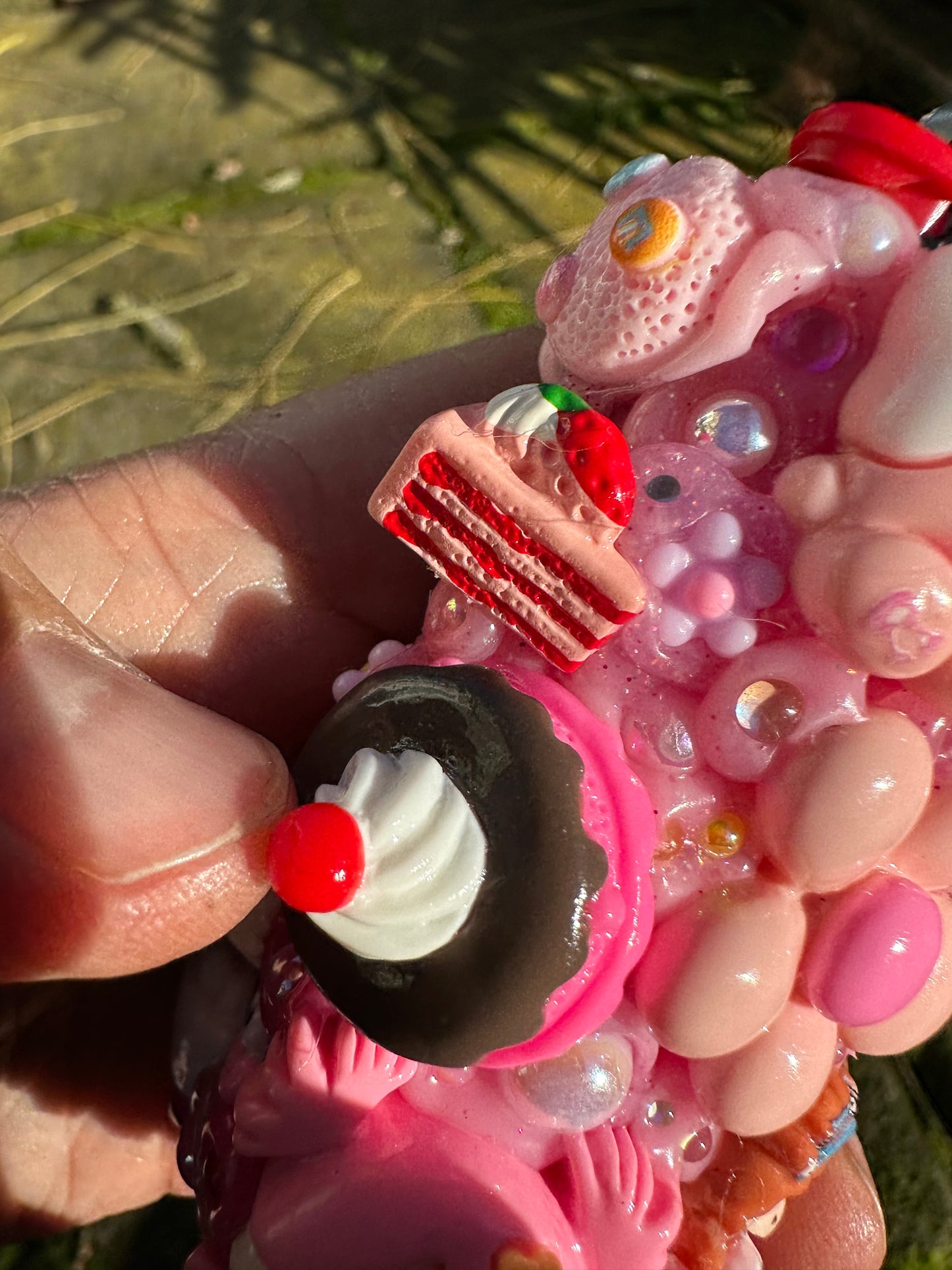 Sugar Babies Ooze Lighter* Case