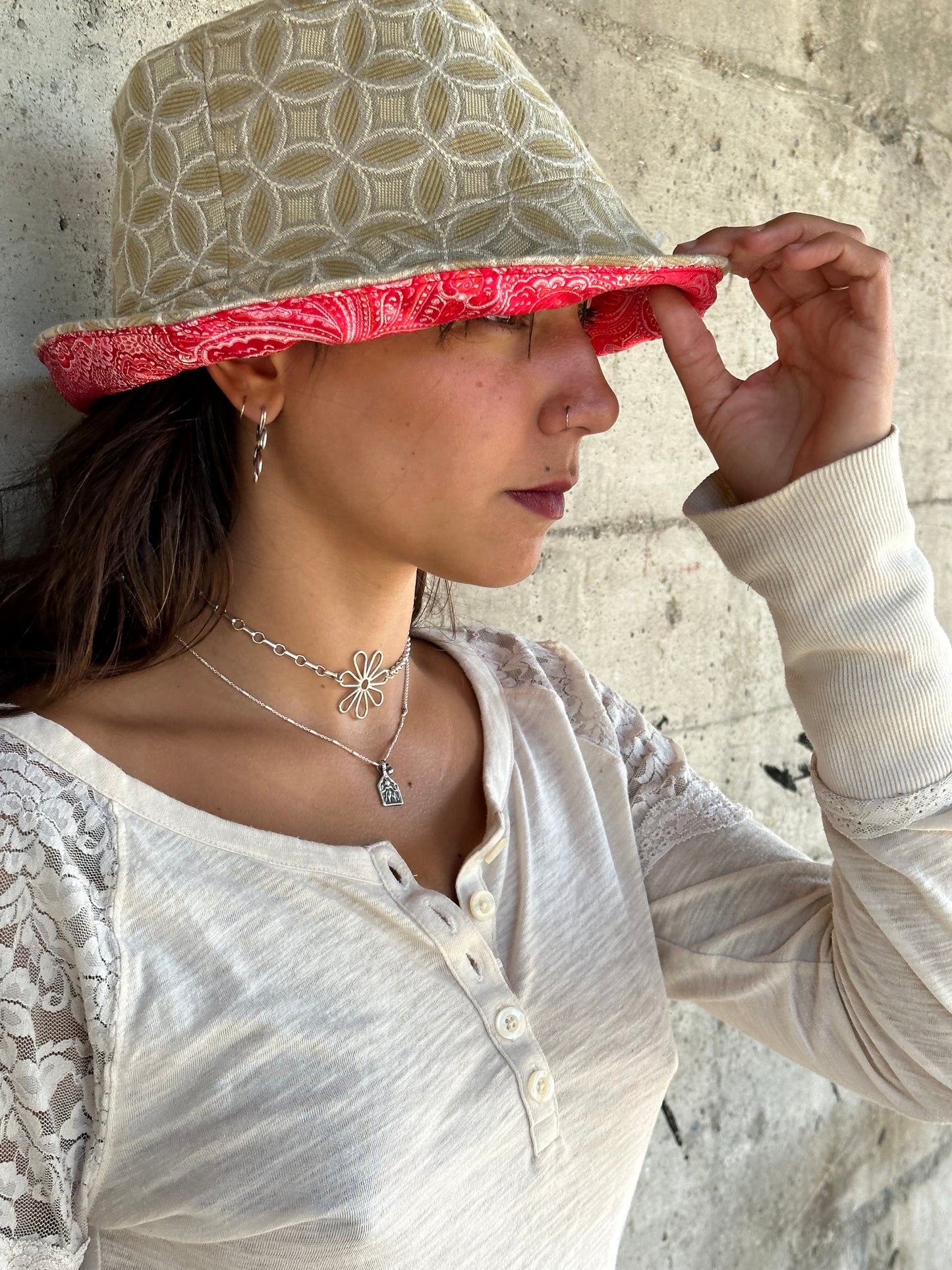MEDIUM//22" ~ BUCKET HAT