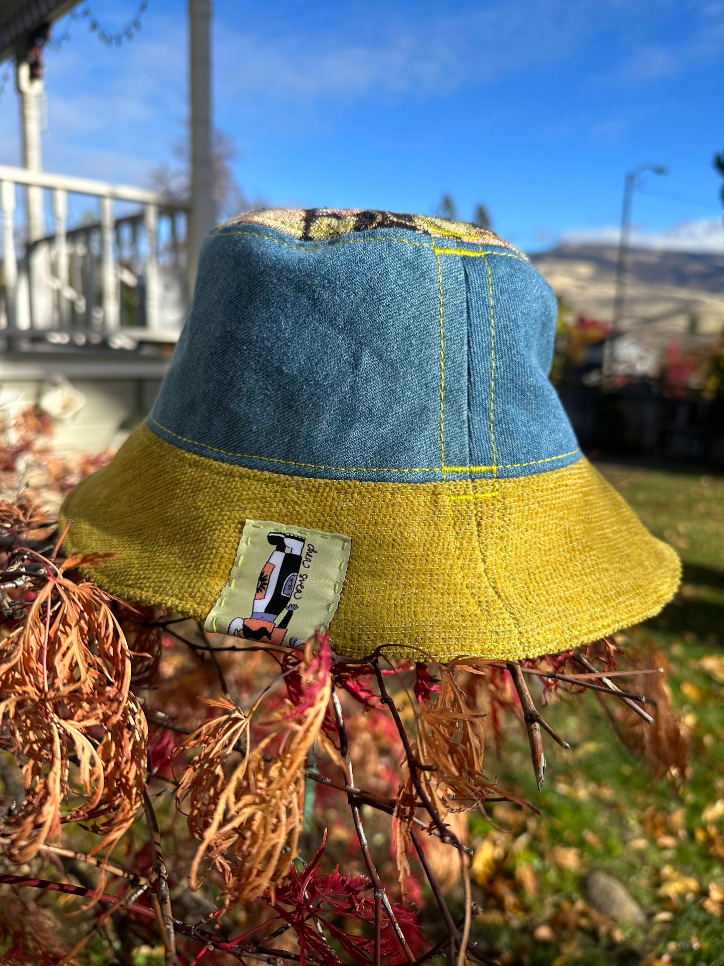 MEDIUM//22"~ BUCKET HAT