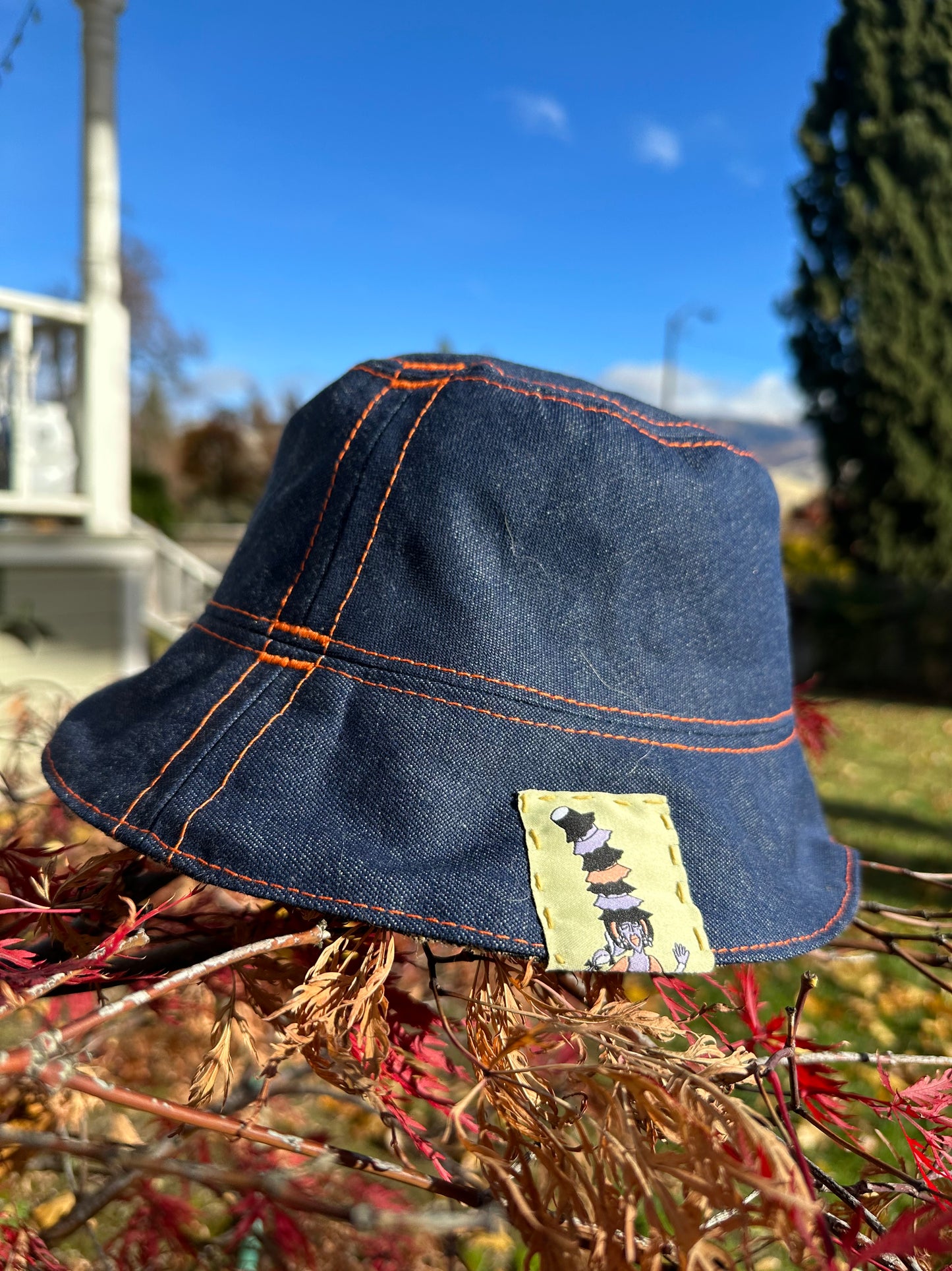MEDIUM//22"~ BUCKET HAT