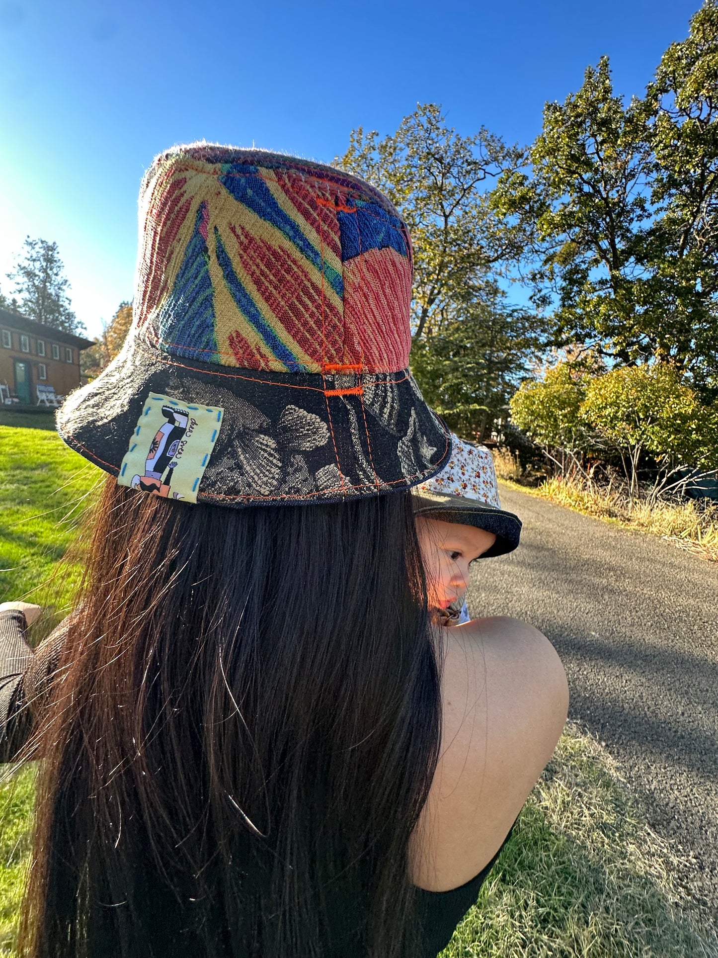 SMALL//21"~ BUCKET HAT