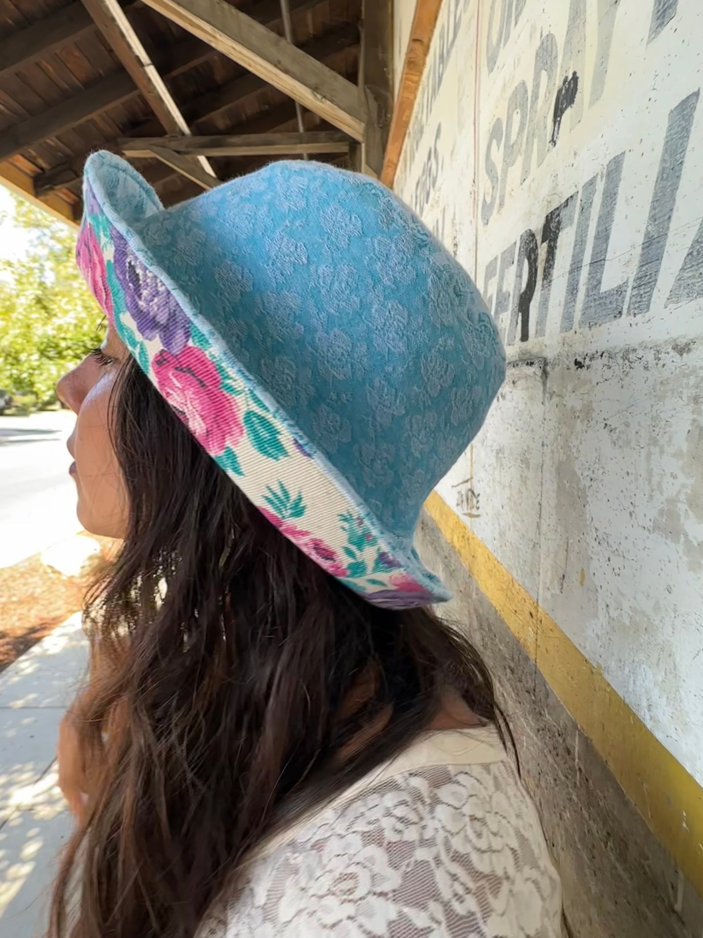 MEDIUM//22" ~ BUCKET HAT