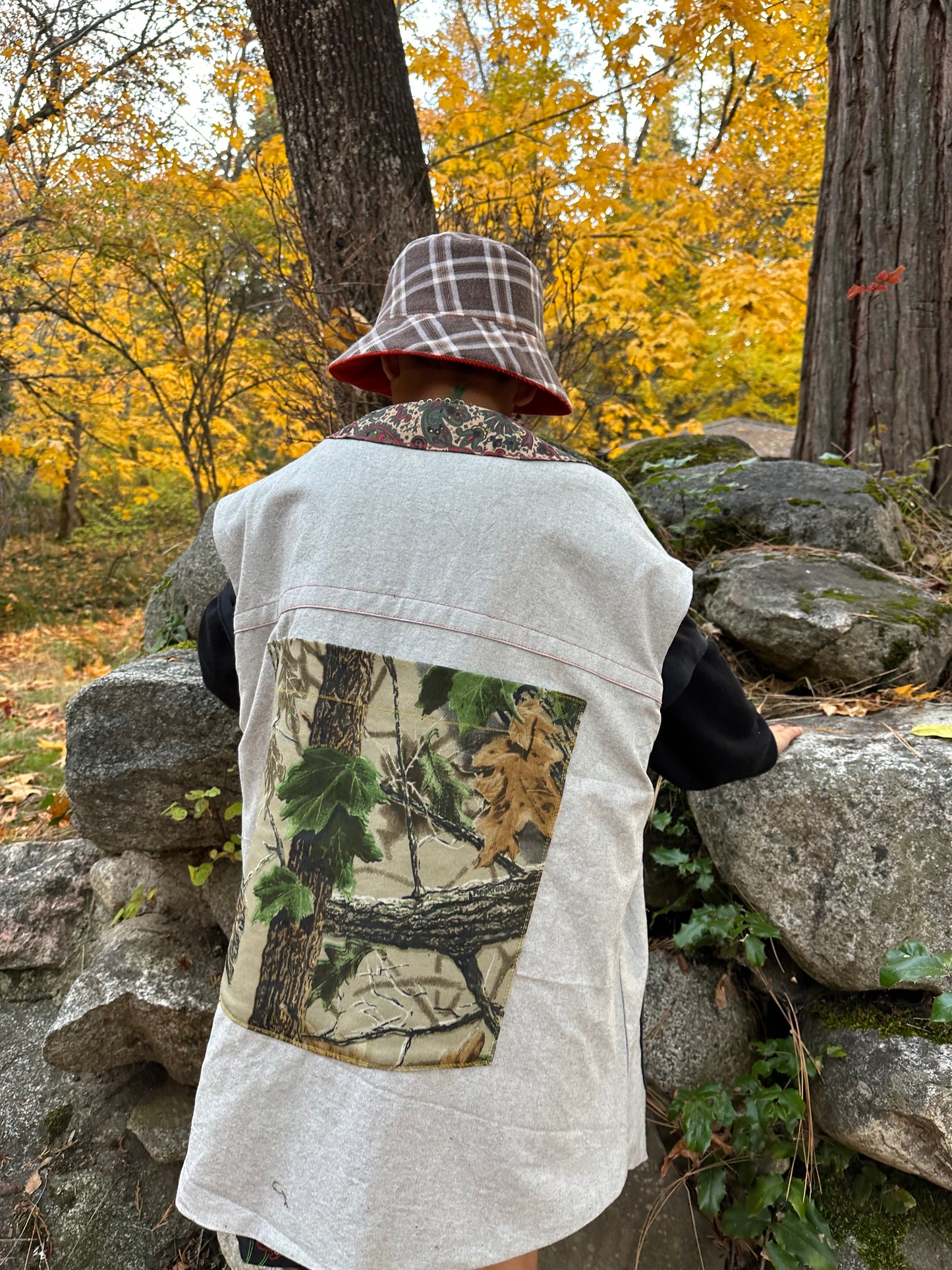 MEDIUM//22"~ BUCKET HAT