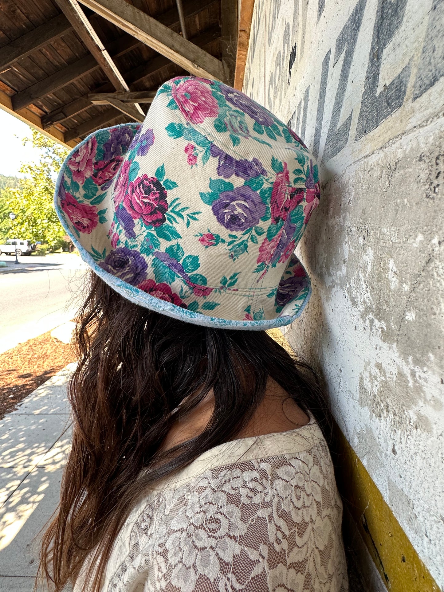 MEDIUM//22" ~ BUCKET HAT