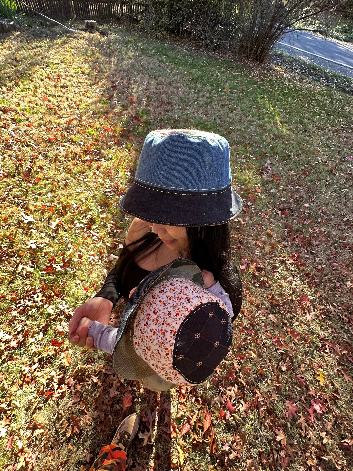 SMALL//21"~ BUCKET HAT