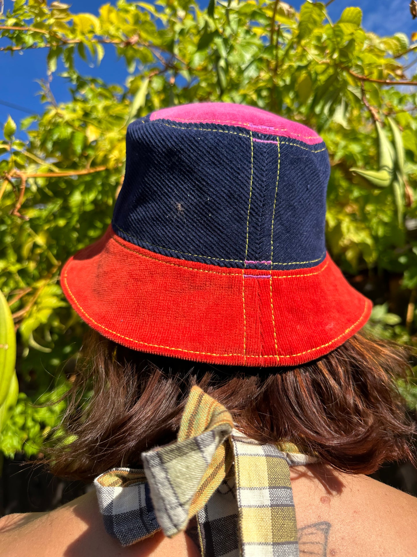 SMALL//21"~ BUCKET HAT