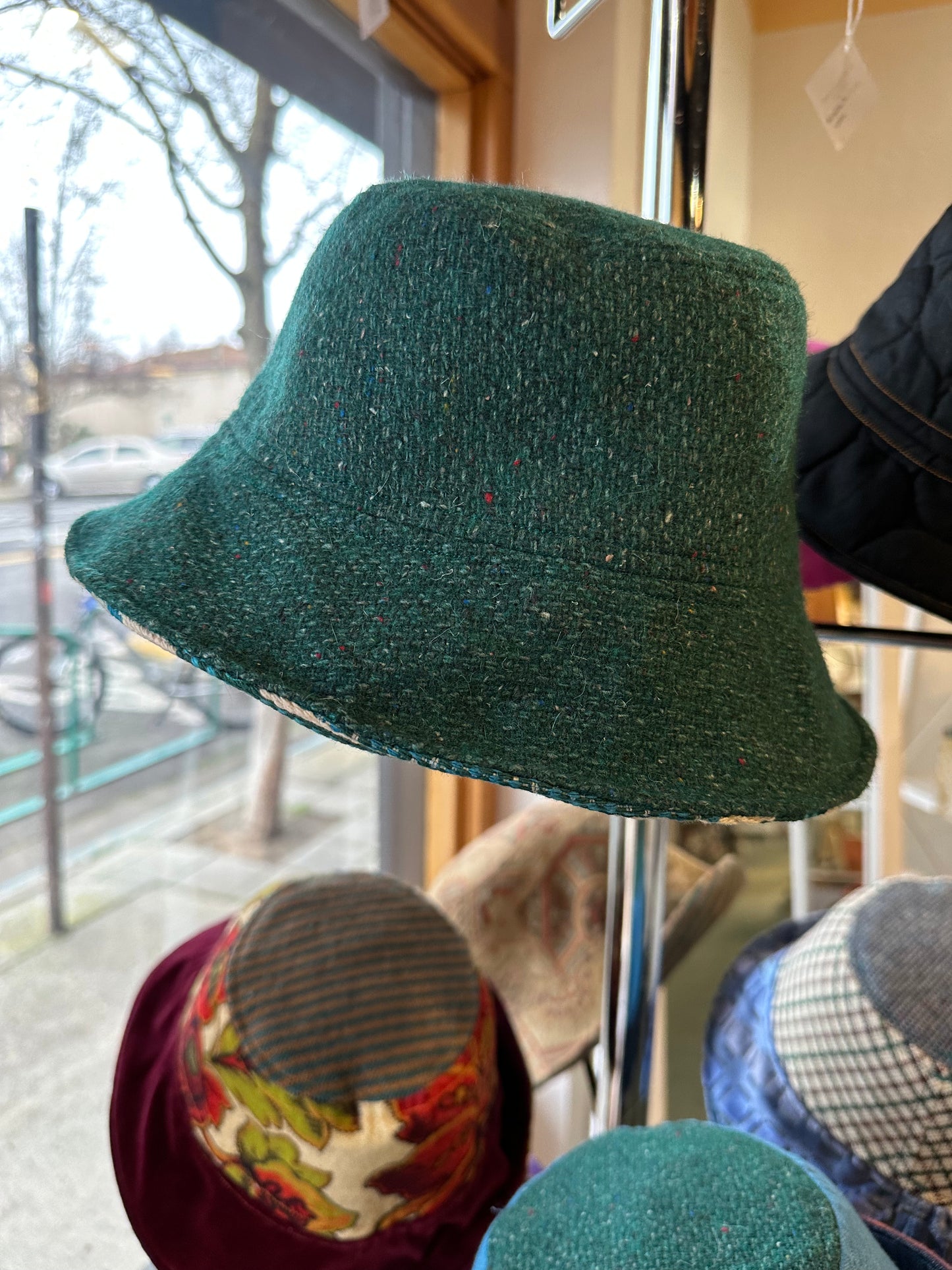SMALL//21" ~ BUCKET HAT