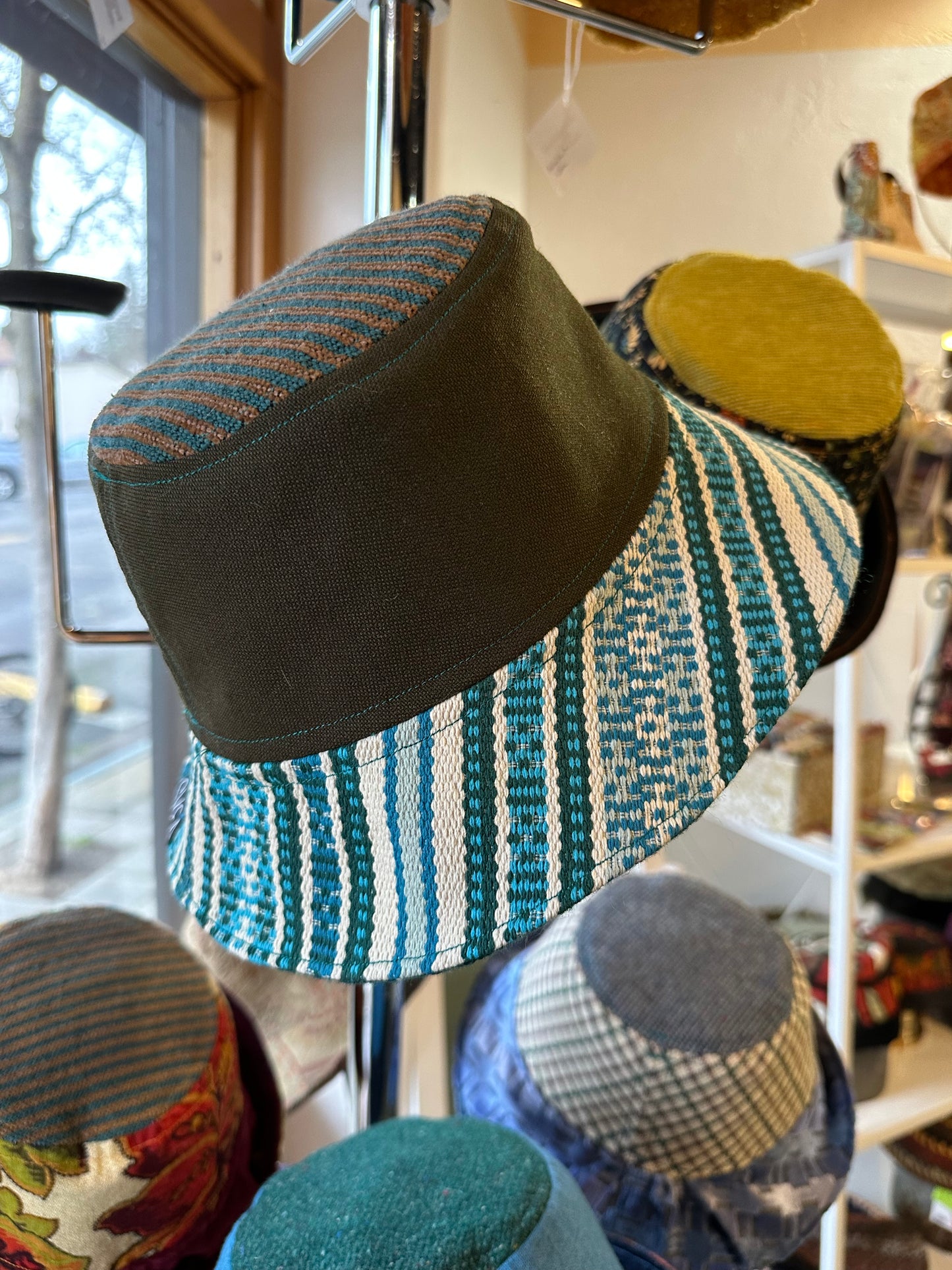 SMALL//21" ~ BUCKET HAT