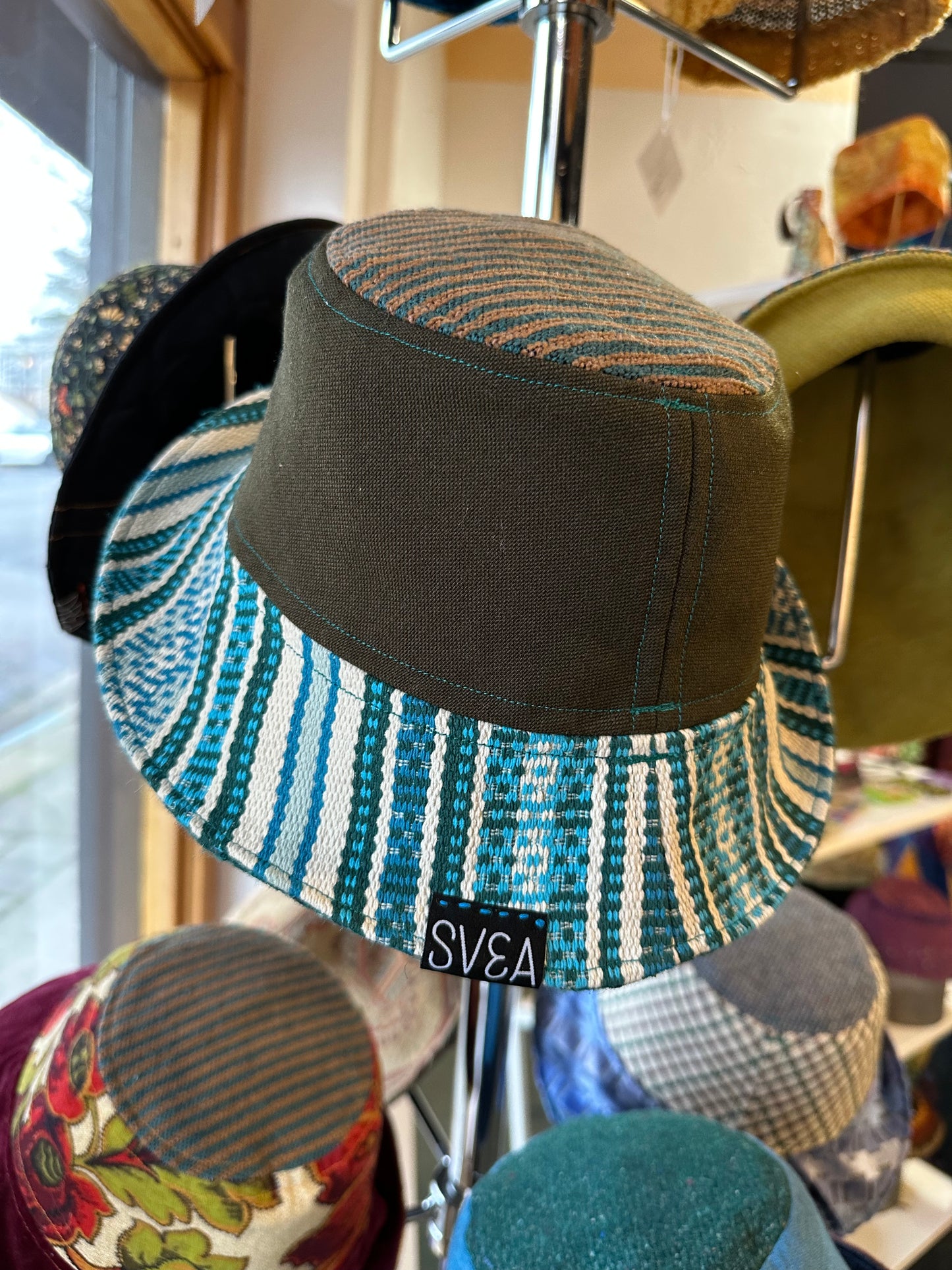 SMALL//21" ~ BUCKET HAT