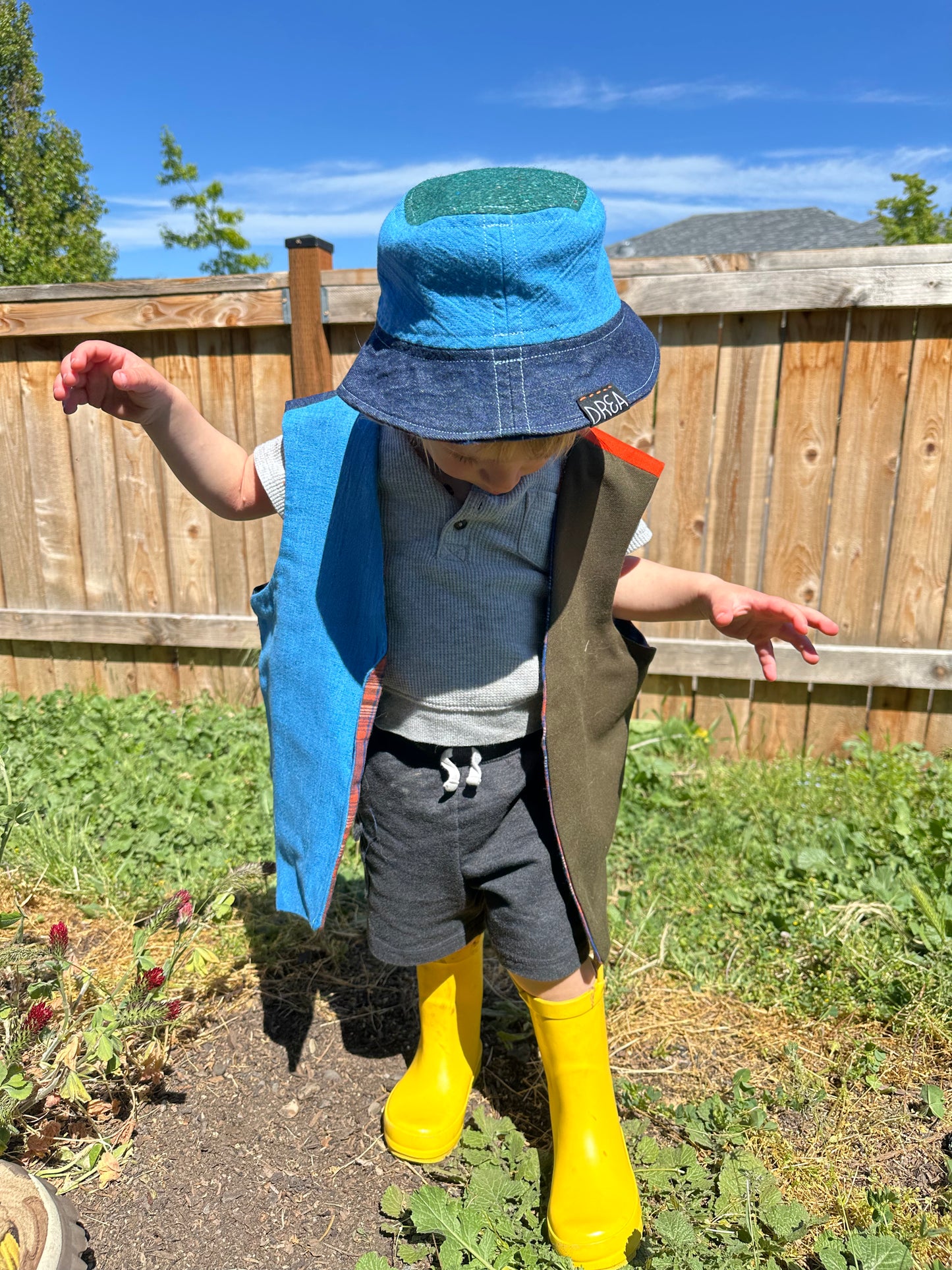 Kids Reversible Vest ~ 4T