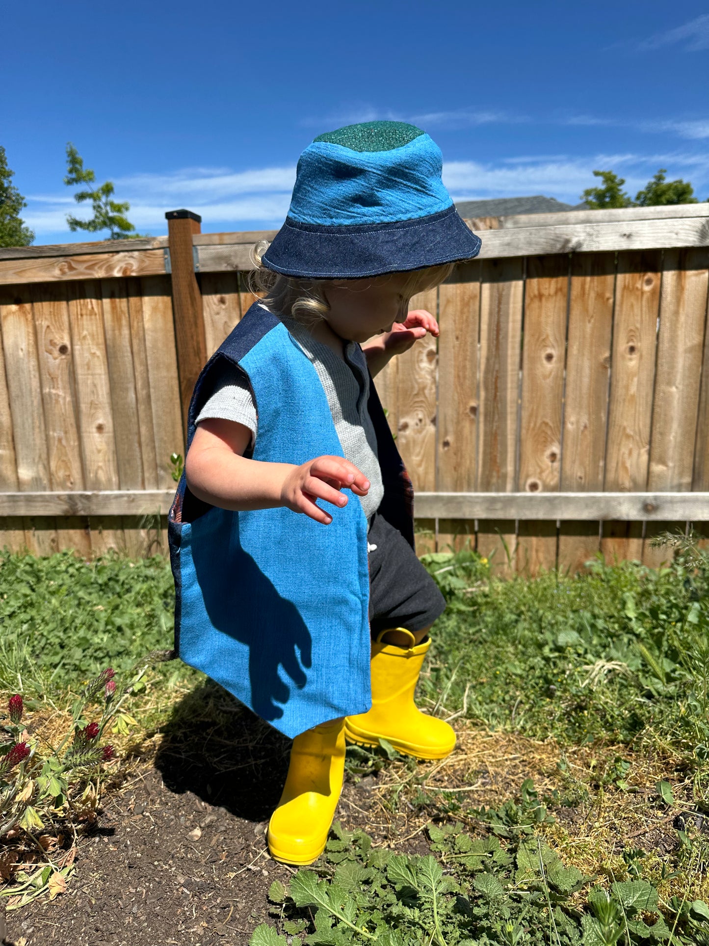 Kids Reversible Vest ~ 4T