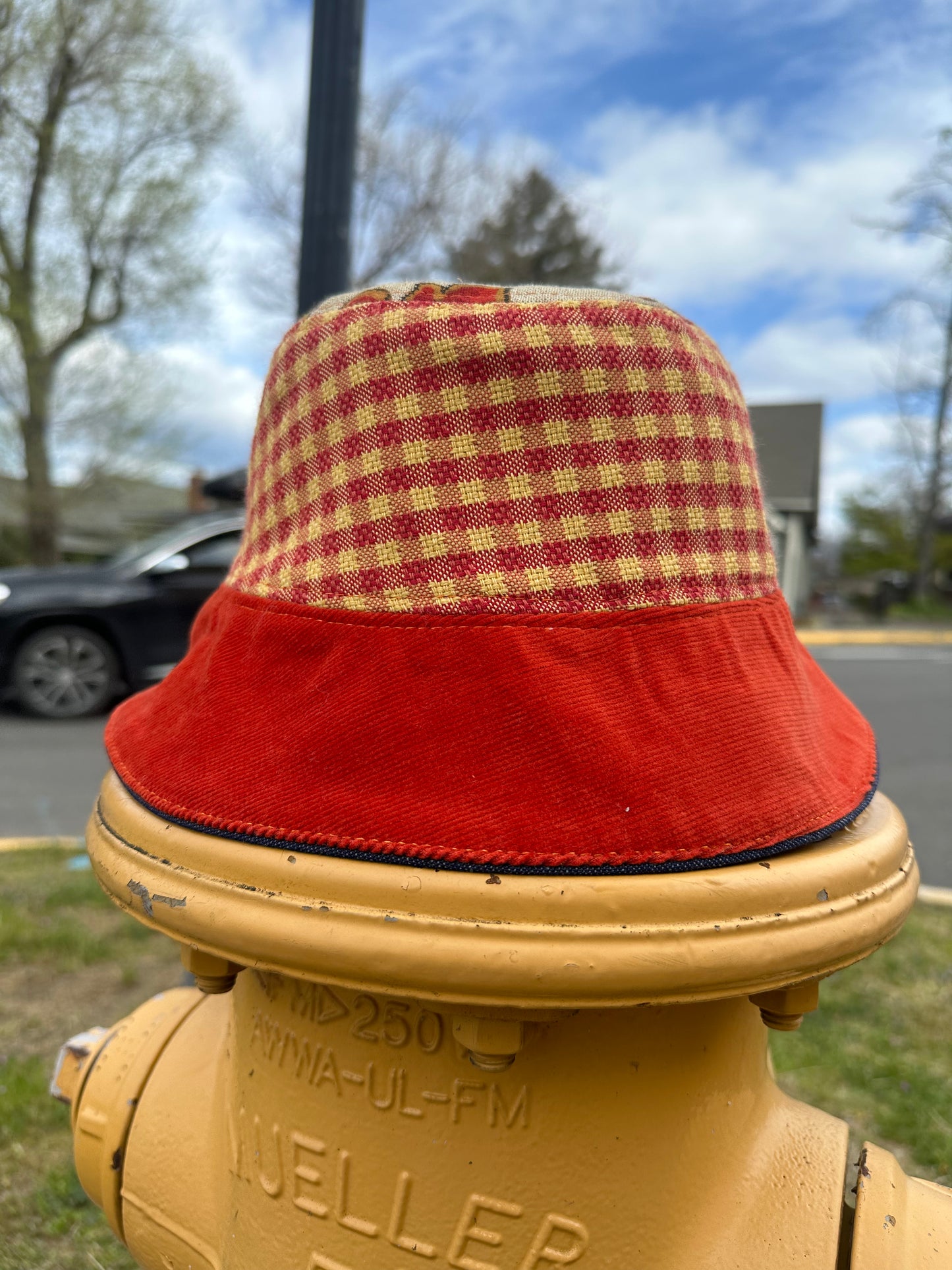 MEDIUM//22" ~ BUCKET HAT