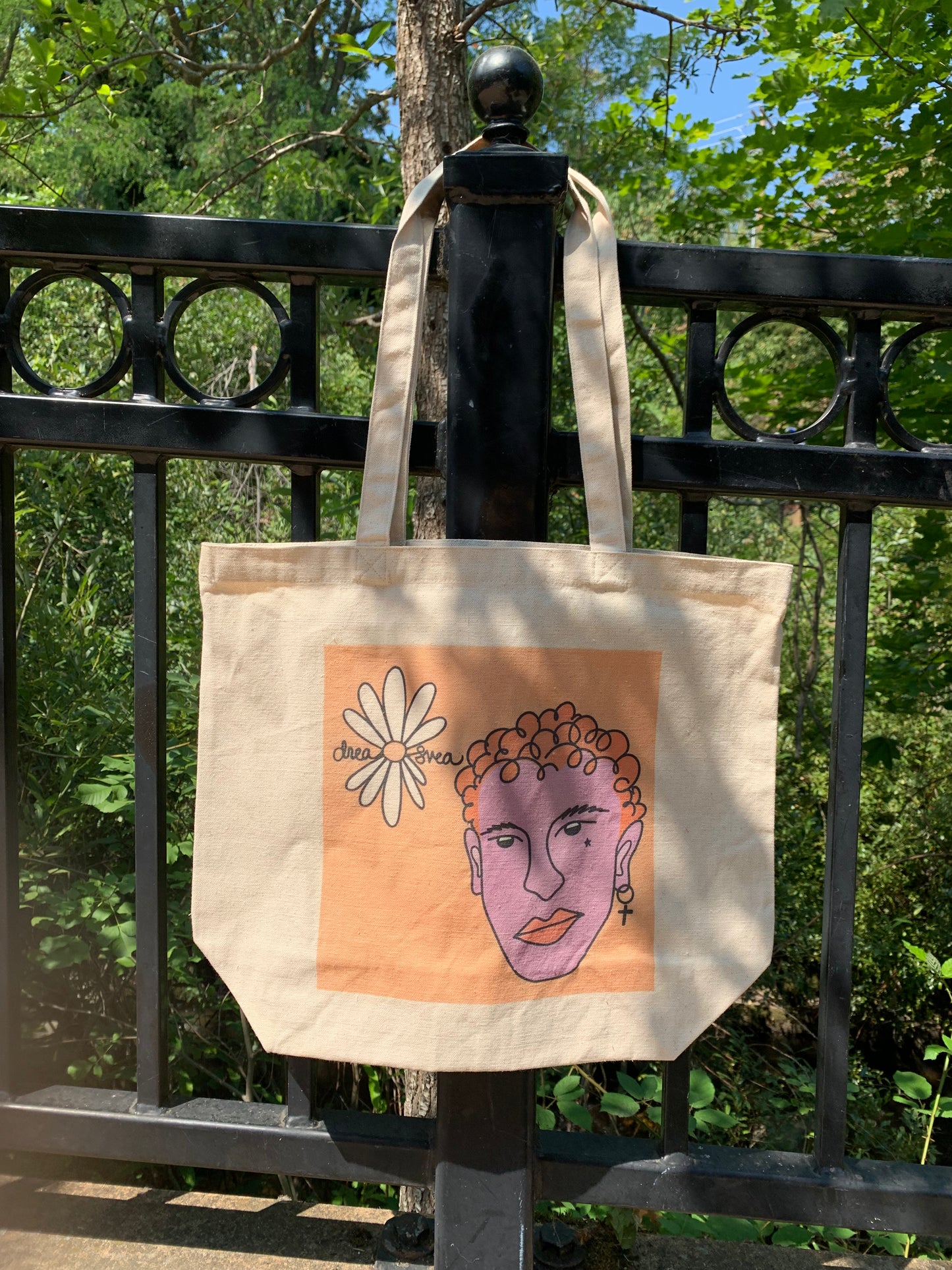 His Tote