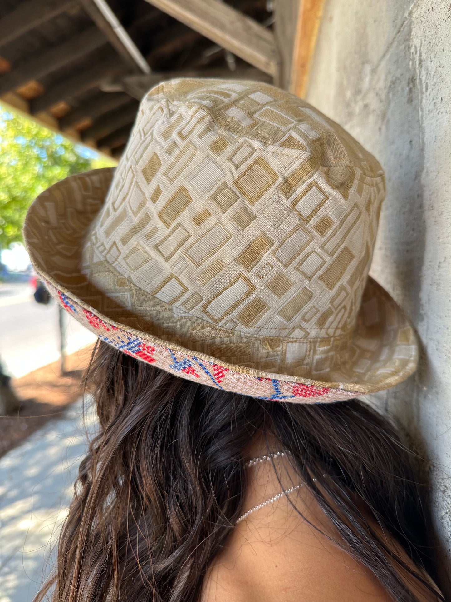 MEDIUM//22" ~ BUCKET HAT