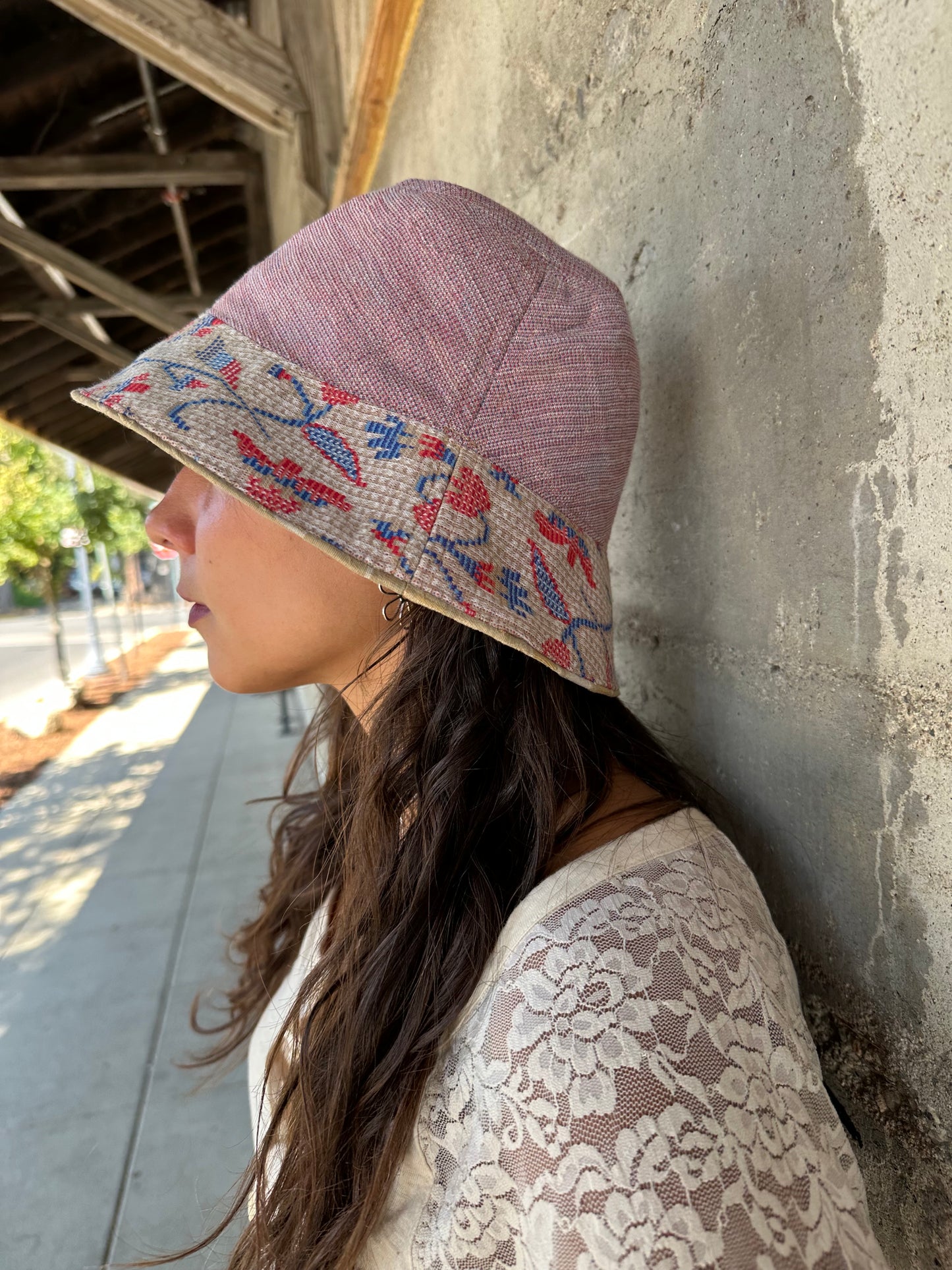 MEDIUM//22" ~ BUCKET HAT