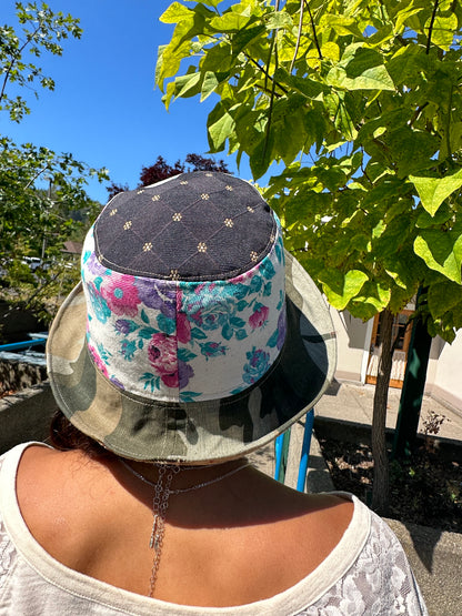 MEDIUM//22" ~ BUCKET HAT