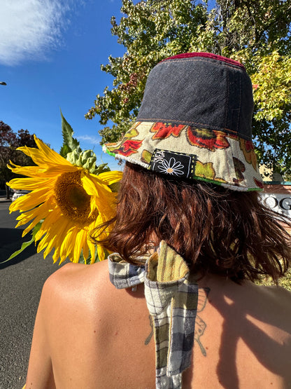 SMALL//21"~ BUCKET HAT