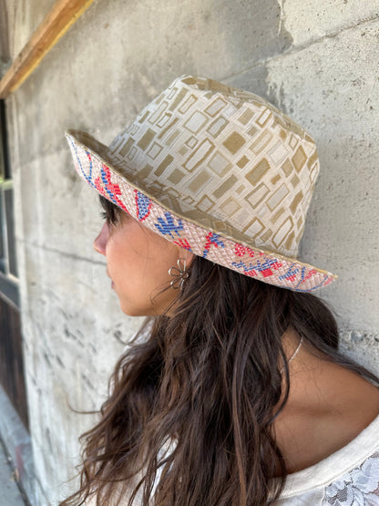 MEDIUM//22" ~ BUCKET HAT