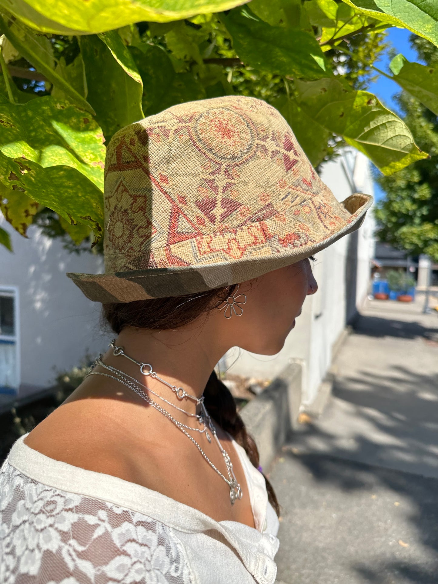 MEDIUM//22" ~ BUCKET HAT