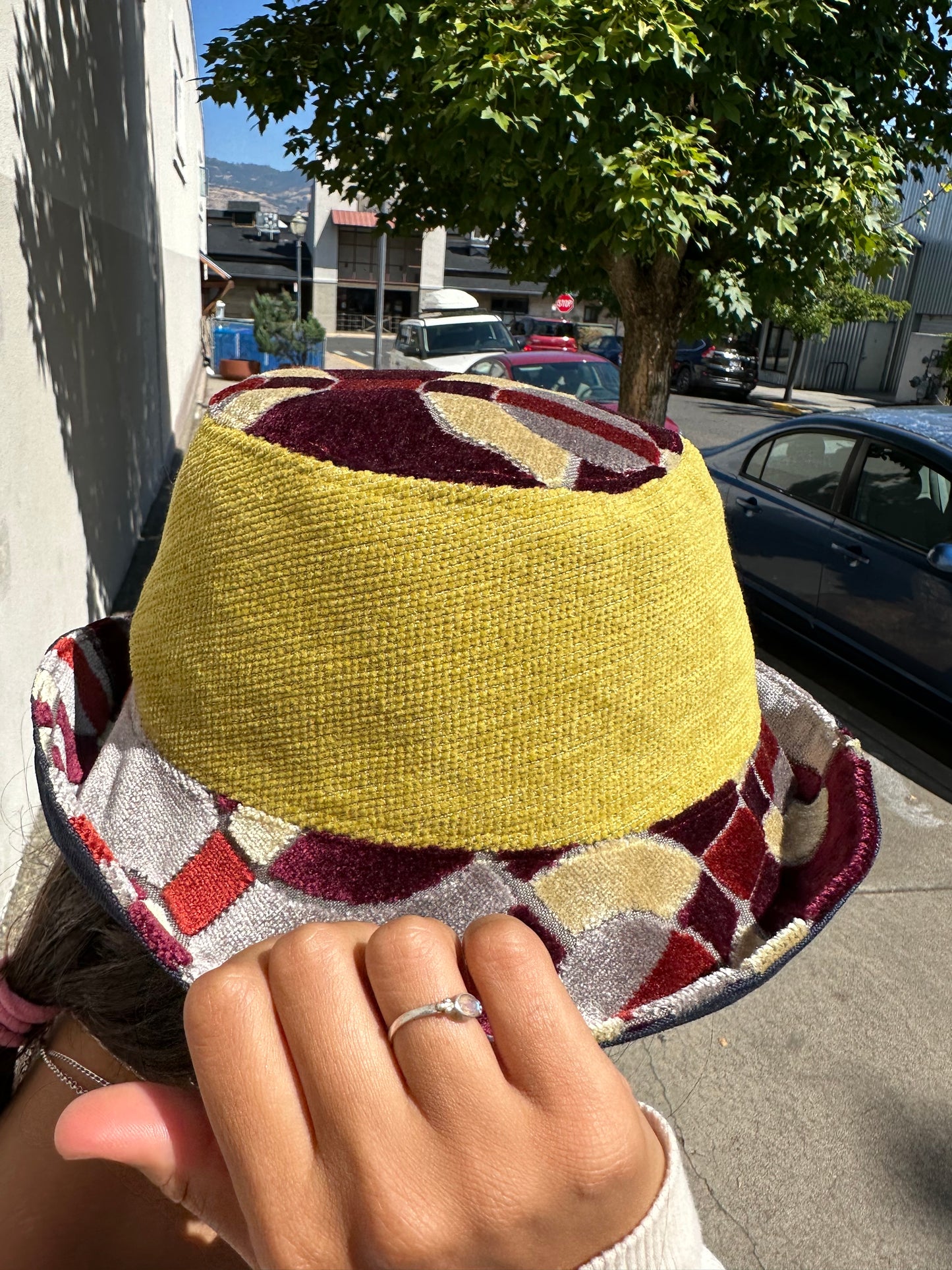 MEDIUM//22" ~ BUCKET HAT