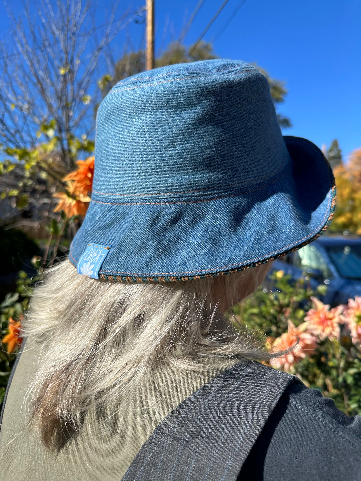 MEDIUM//22"~ BUCKET HAT
