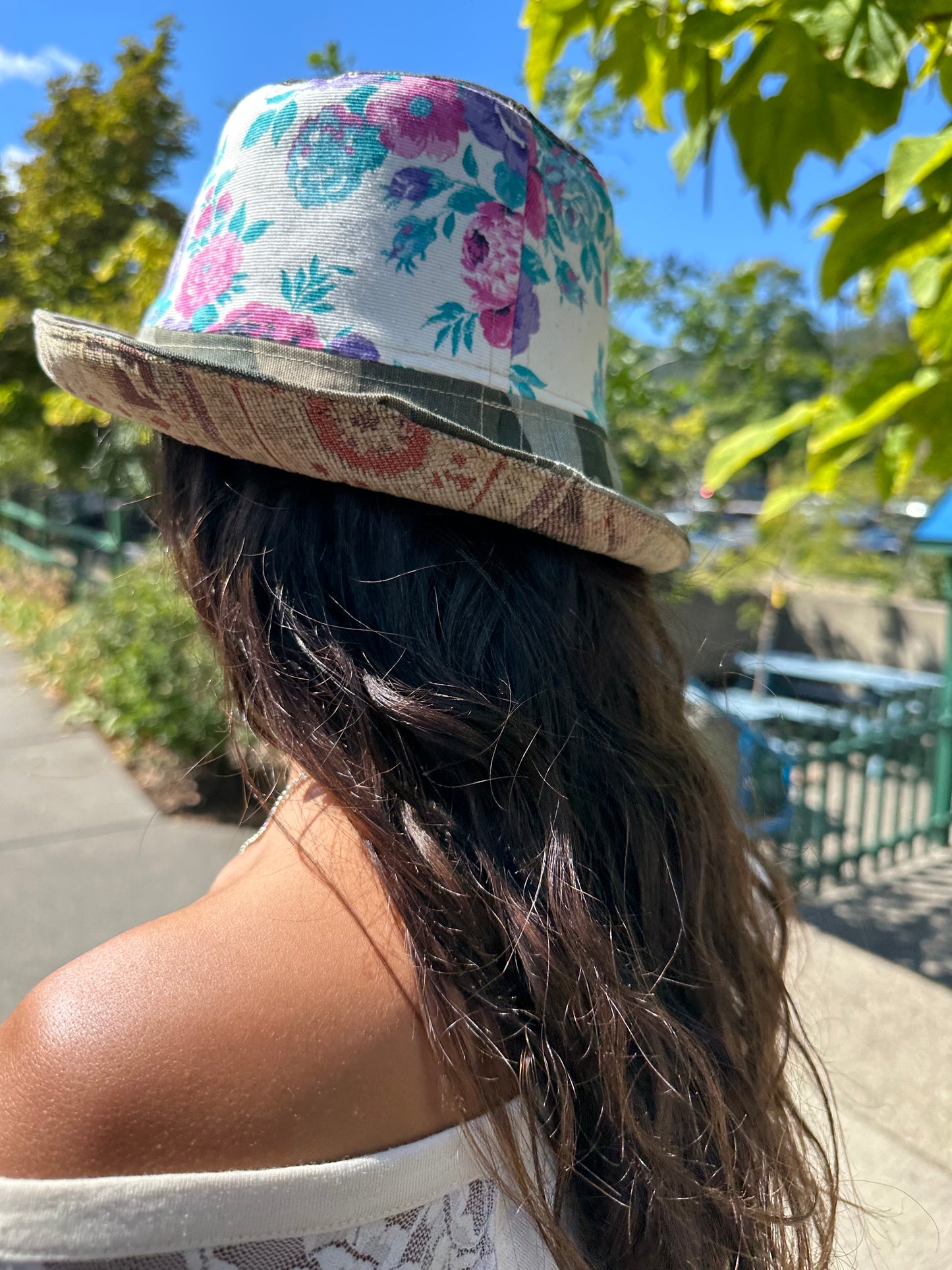 MEDIUM//22" ~ BUCKET HAT