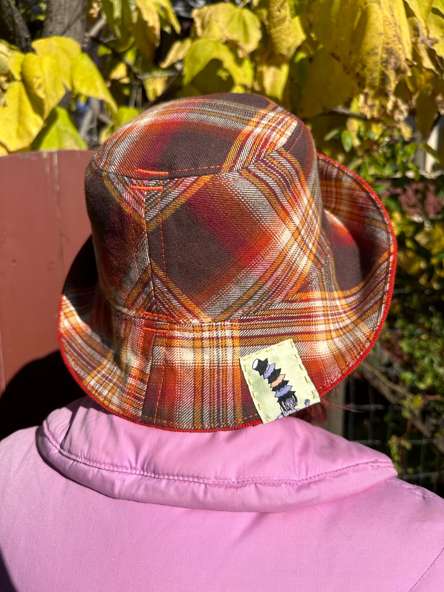 MEDIUM//22"~ BUCKET HAT