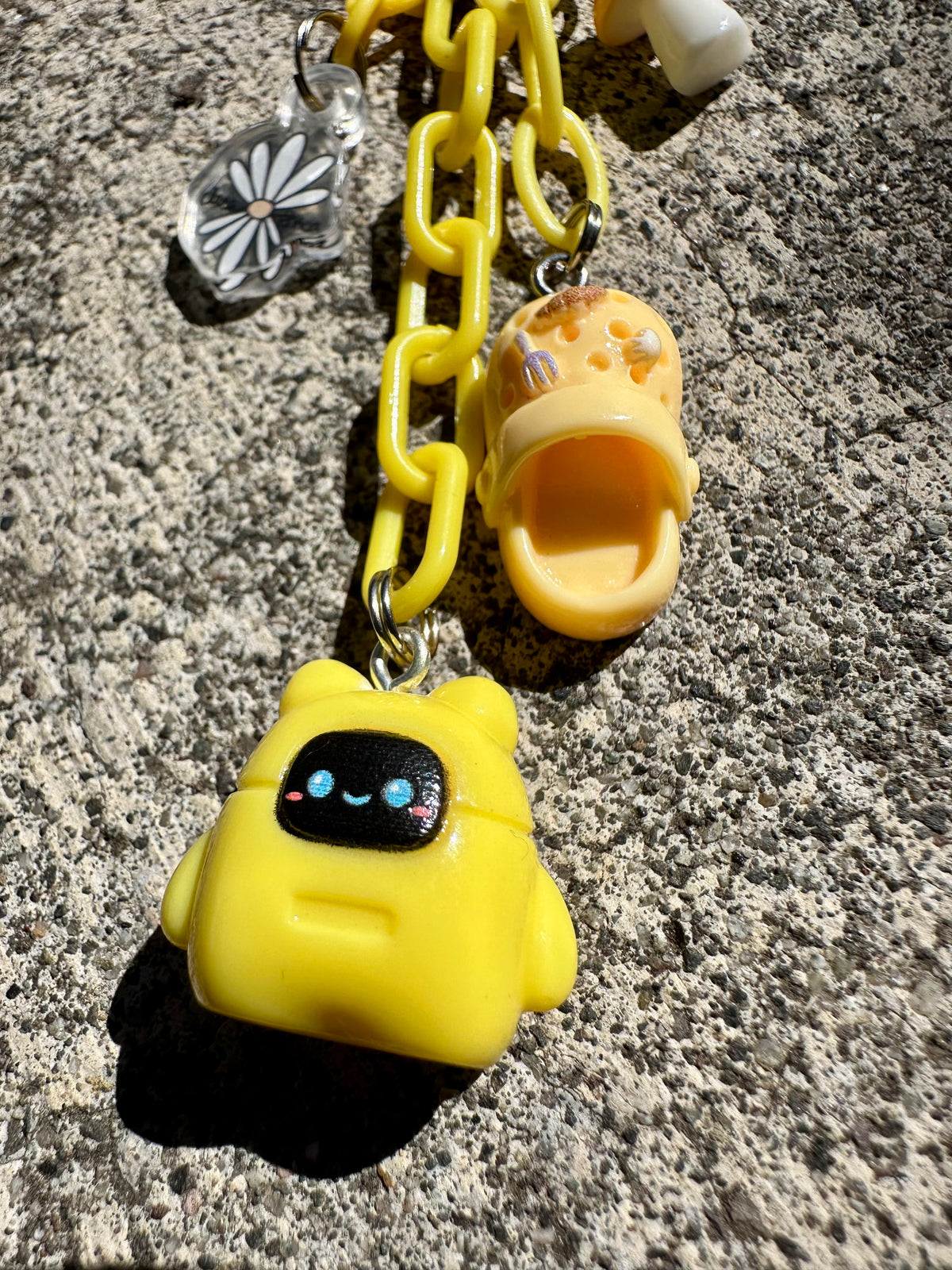Tiny Bots Pocket Pals ♡ Surprise Pal