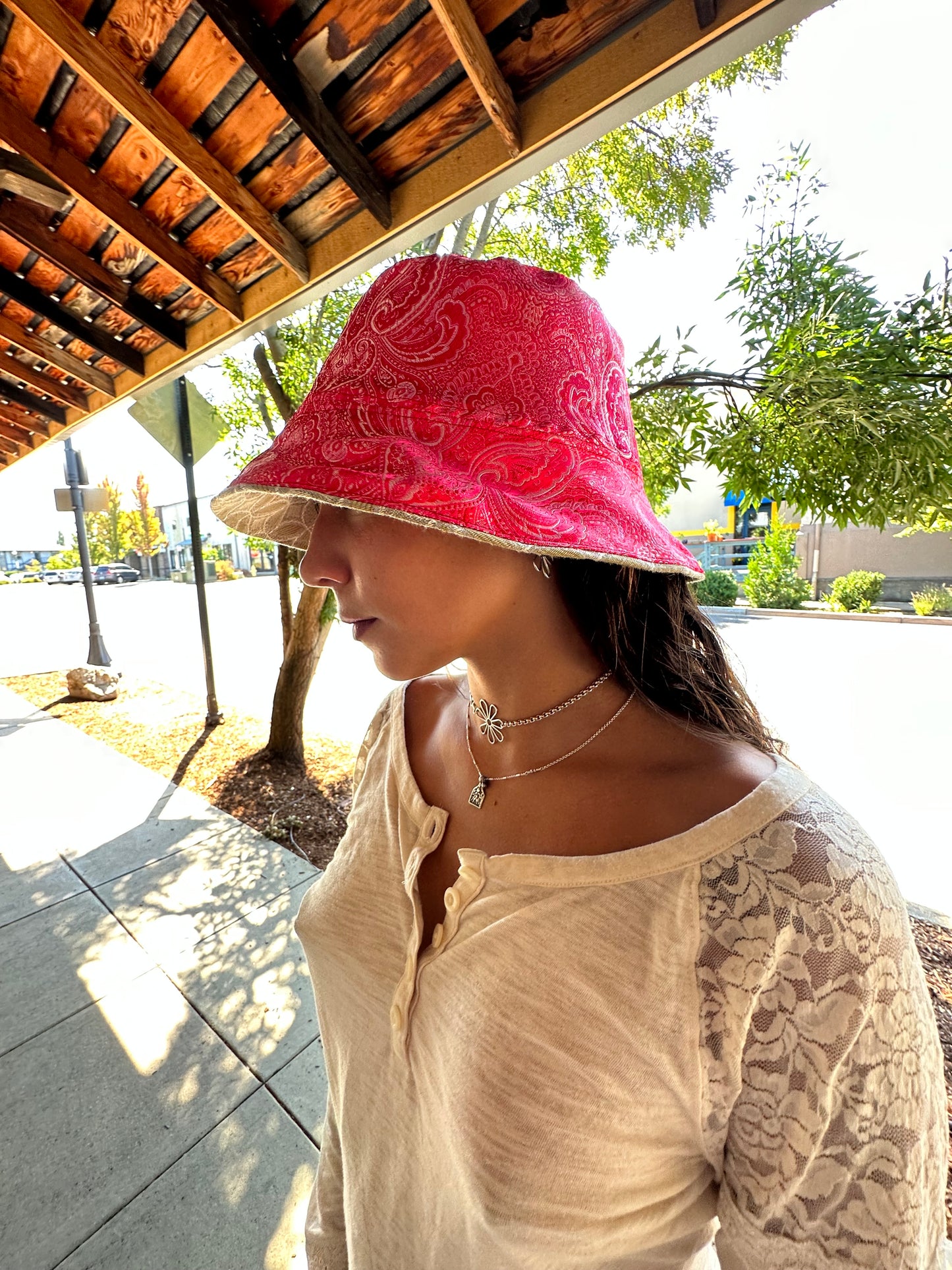 MEDIUM//22" ~ BUCKET HAT