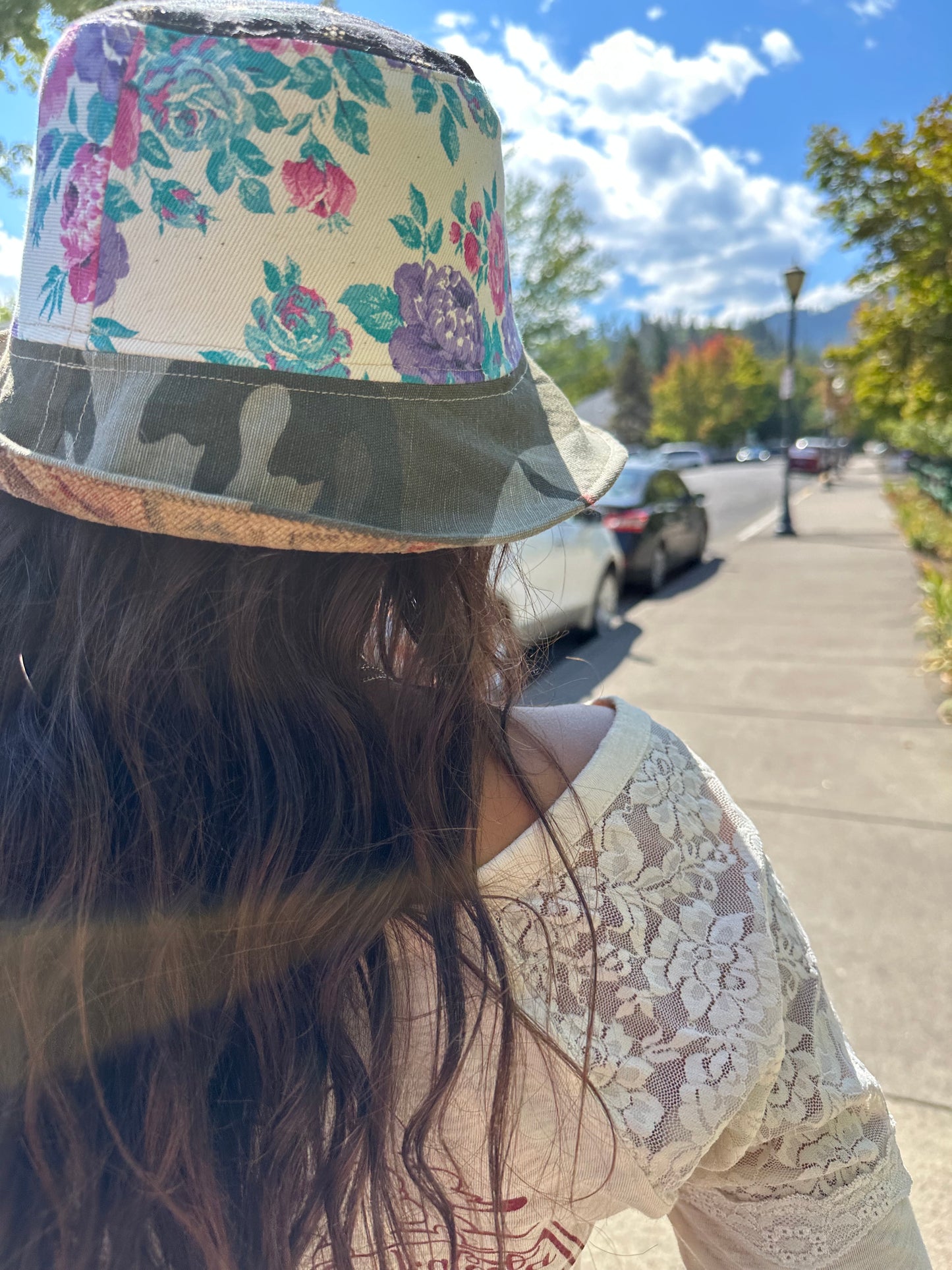 MEDIUM//22" ~ BUCKET HAT