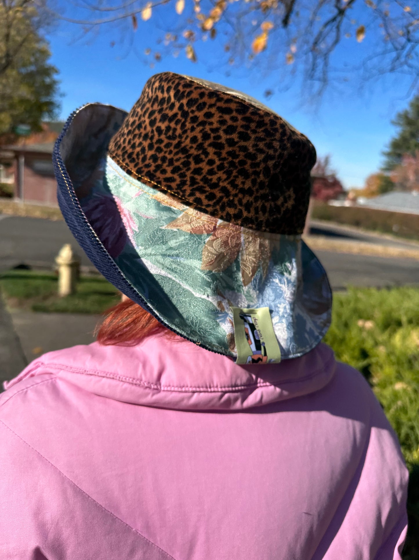 MEDIUM//22"~ BIG BRIM*BUCKET HAT
