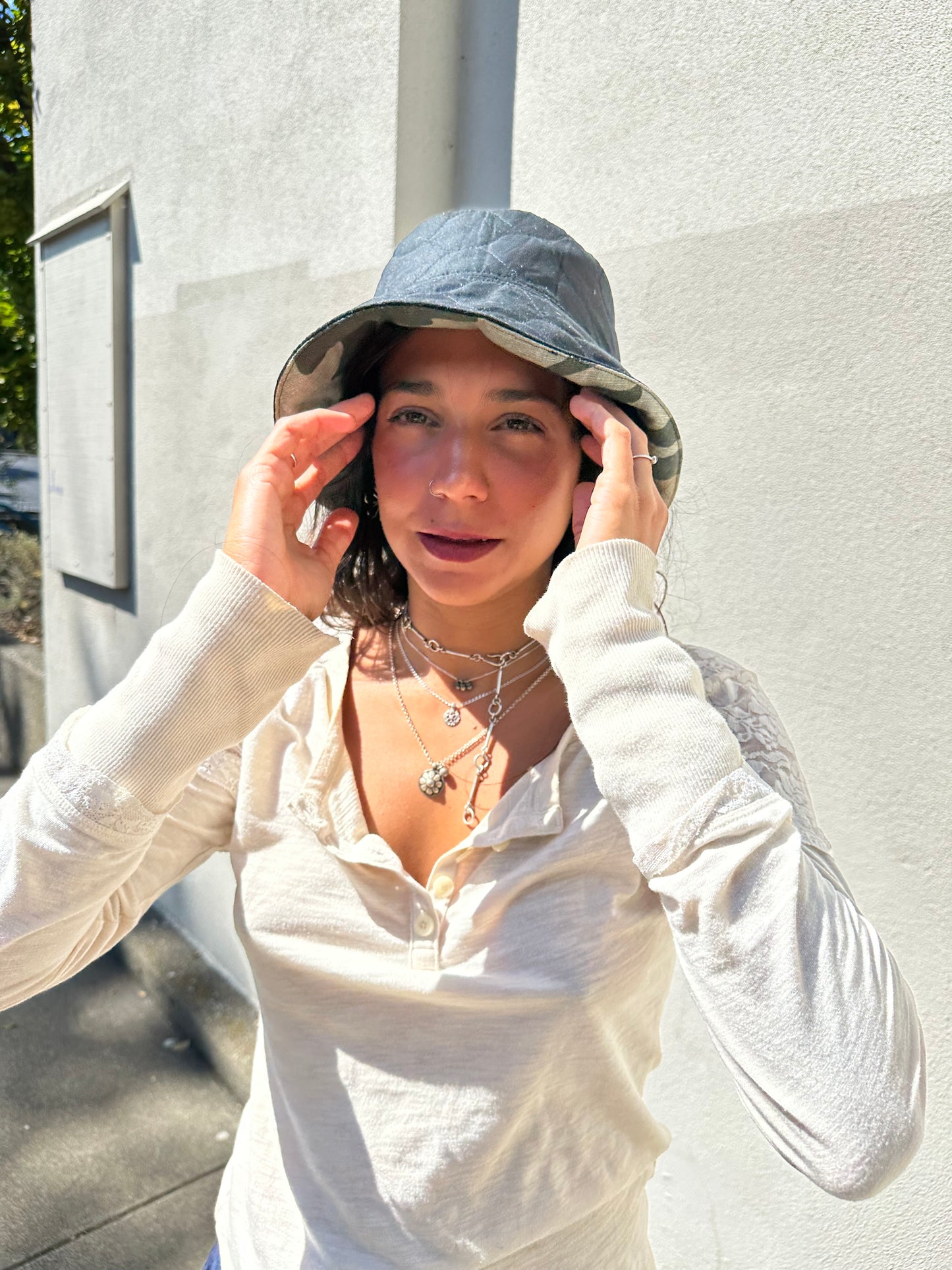MEDIUM//22" ~ BUCKET HAT