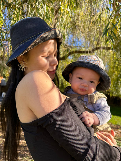 SMALL//21"~ BUCKET HAT