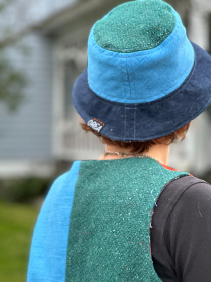 SMALL//21" ~ BUCKET HAT