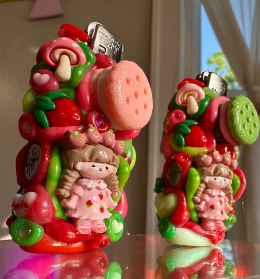 Juicy OOZE Pal –  Strawberry Twins ✧ matcha & cream  ✧ Mini Reusable  Bic Lighter Case