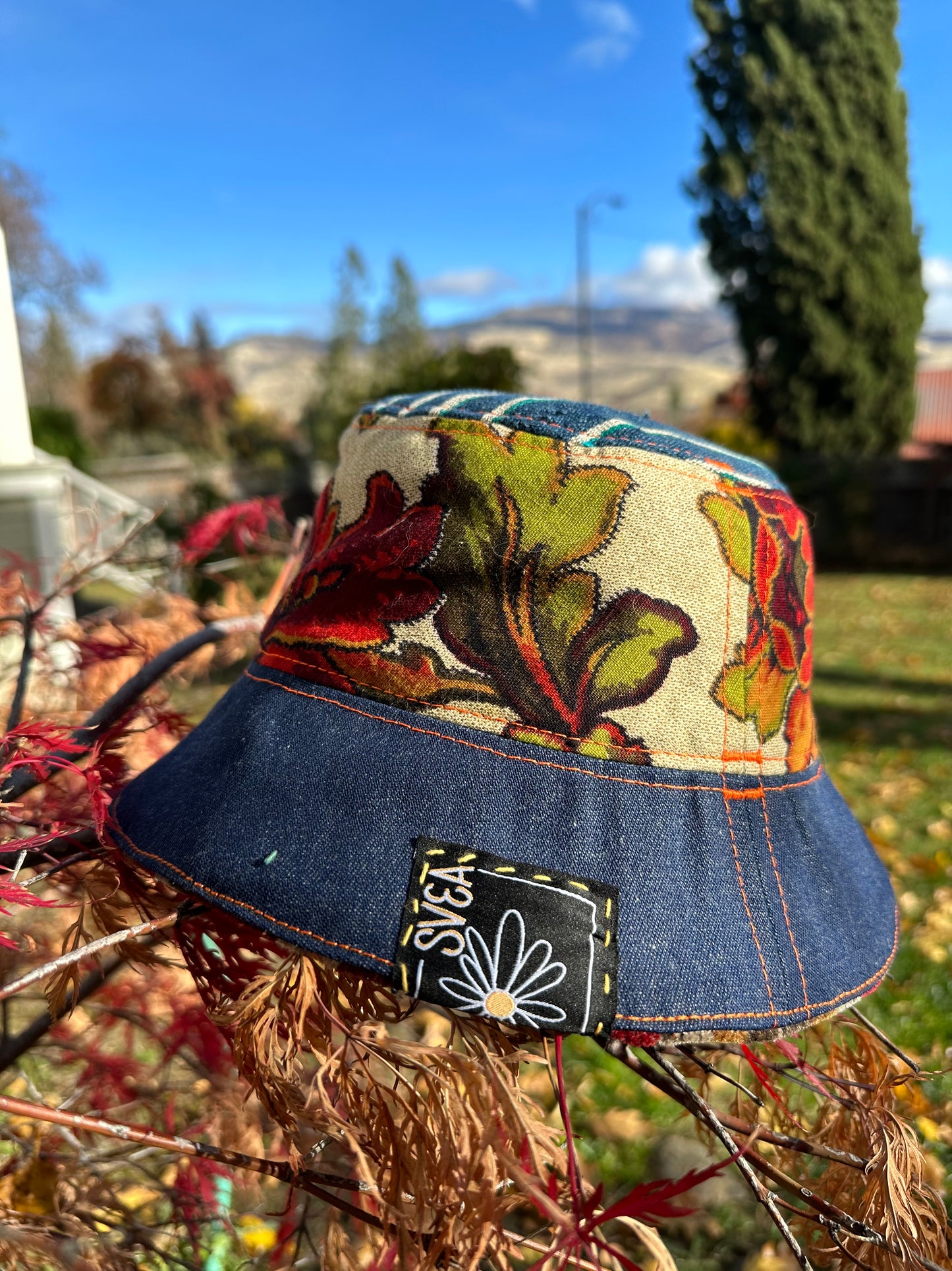 SMALL//21"~ BUCKET HAT