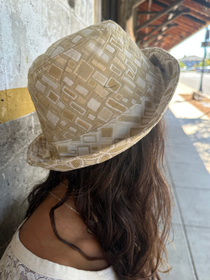 MEDIUM//22" ~ BUCKET HAT