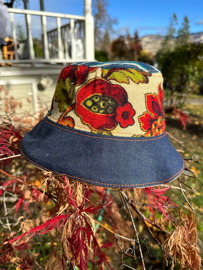 SMALL//21"~ BUCKET HAT