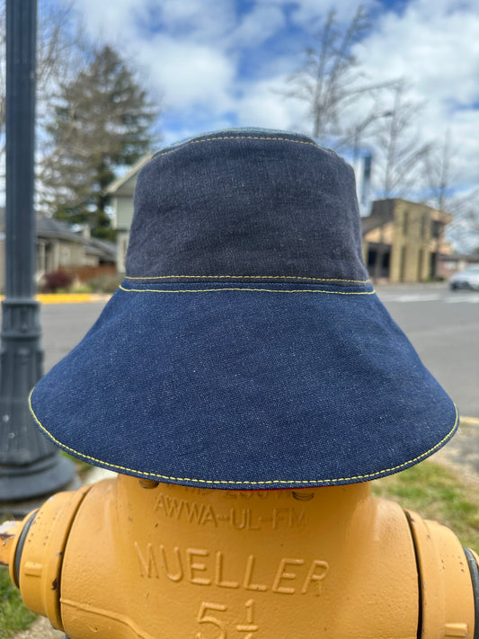 MEDIUM//22" ~  BIG BRIM BUCKET
