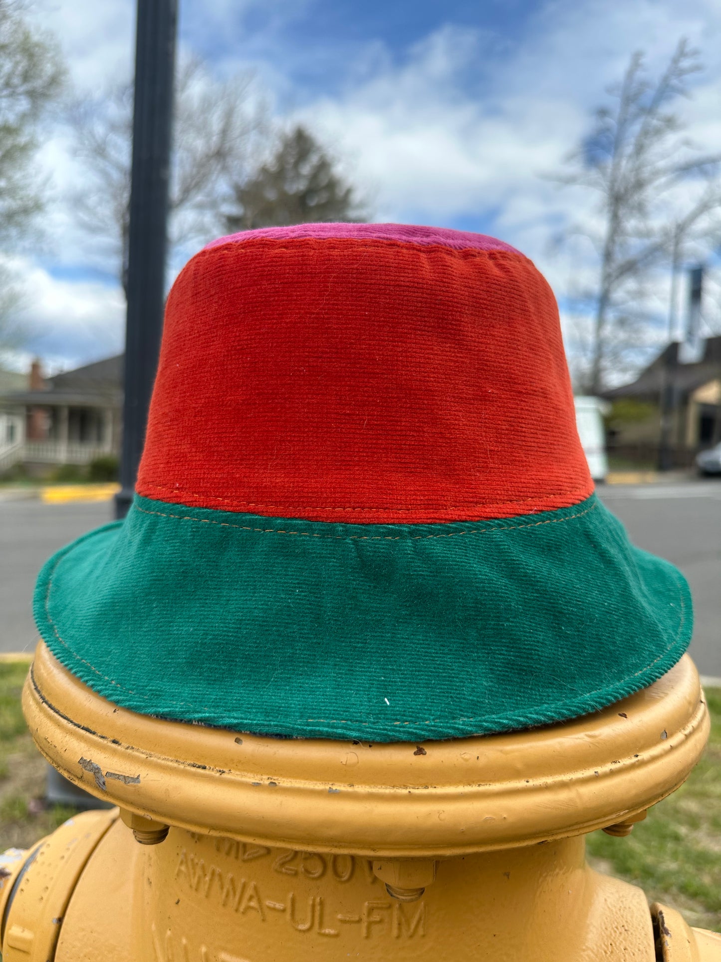 MEDIUM//22" ~ BUCKET HAT