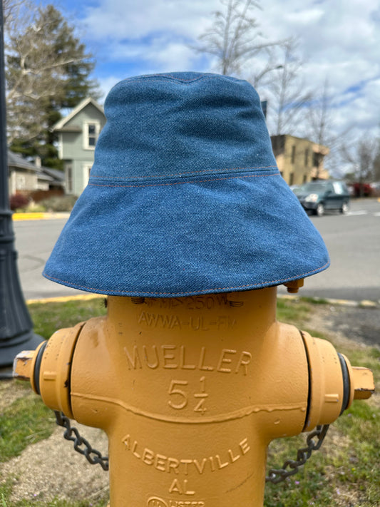 LARGE//23"~ BIG BRIM BUCKET