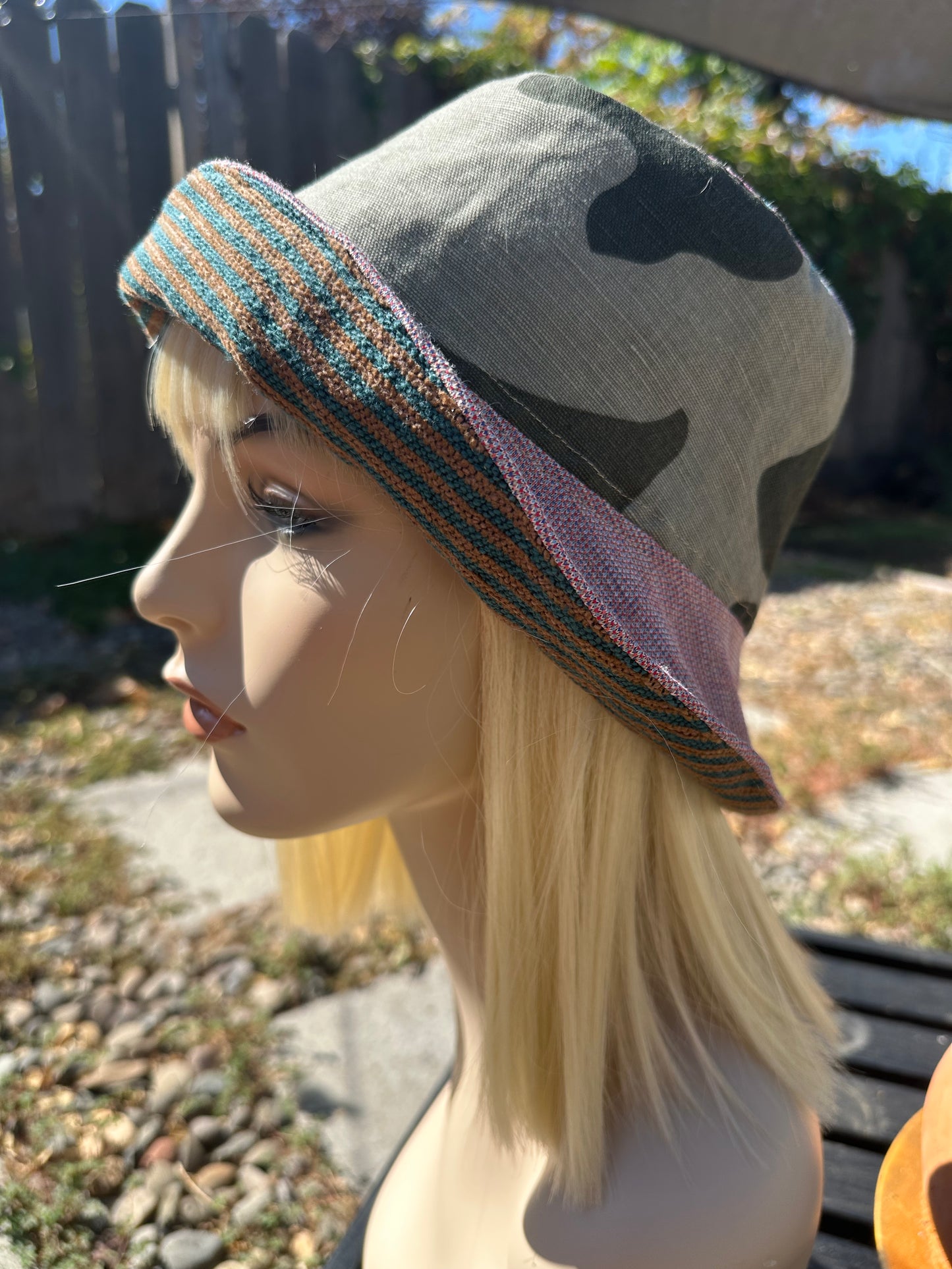 MEDIUM//22" ~ BUCKET HAT