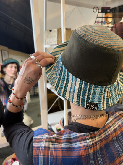 SMALL//21" ~ BUCKET HAT