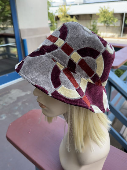MEDIUM//22" ~ BUCKET HAT