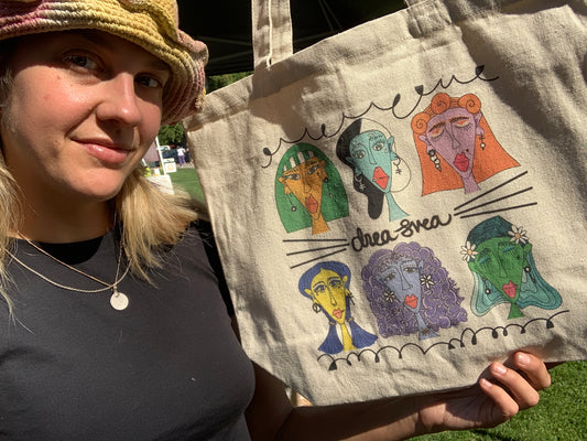 Gurls Tote